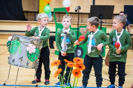 Prireditev – Pozdravljena OSNOVNA ŠOLA ZAGRADEC 14